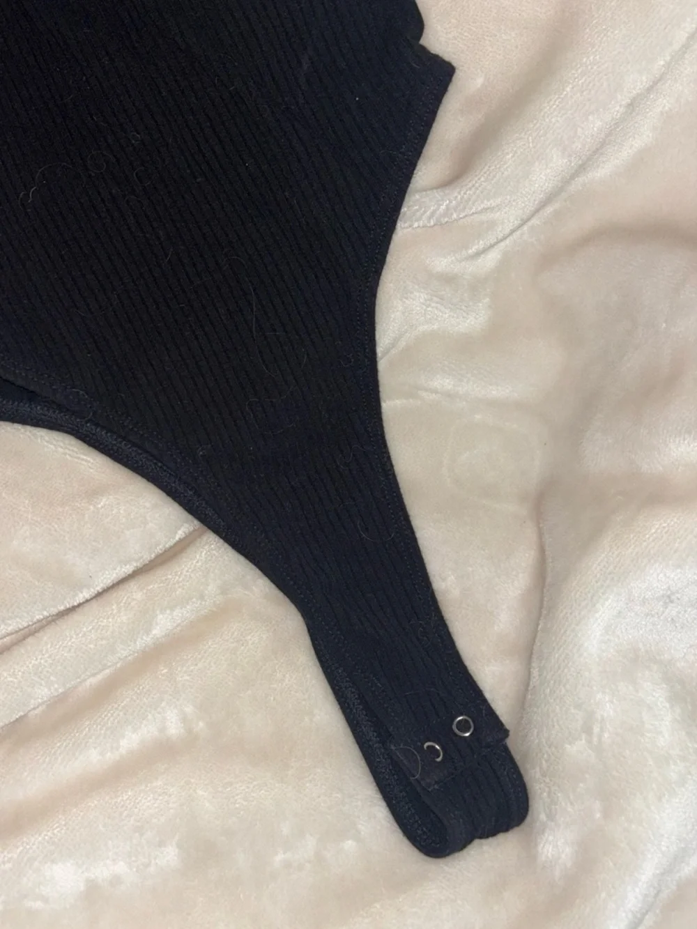 Fashion nova halter neck low back bodysuit - Picture 3 of 5